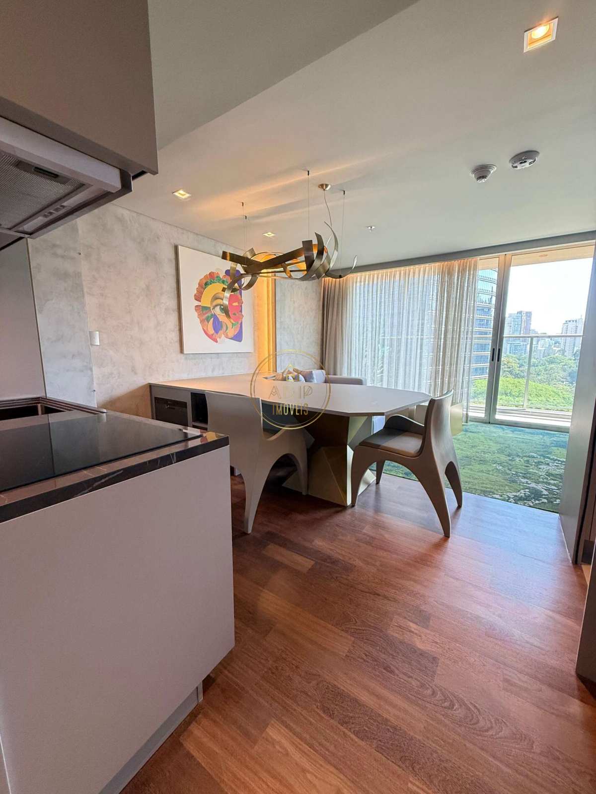 Apartamento com 53,75 m² no Pool do W Residences com vista Funchal - ADIP Imóveis