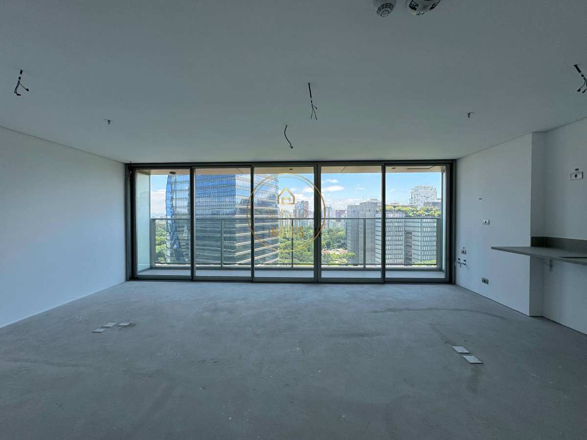 Apartamento no W Residences com 53,75 m² Vista Funchal - ADIP Imóveis