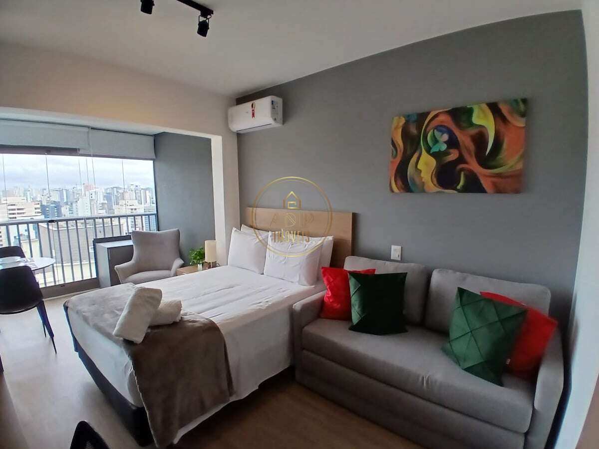 Studio mobiliado em andar SUPER ALTO no On Jurupis - Moema - ADIP Imóveis